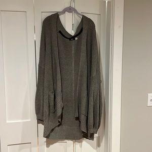 Oversized gray cardigan